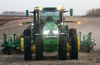 Lift Tractor Application Serving a Variety of Industries with Custom Solutions 
